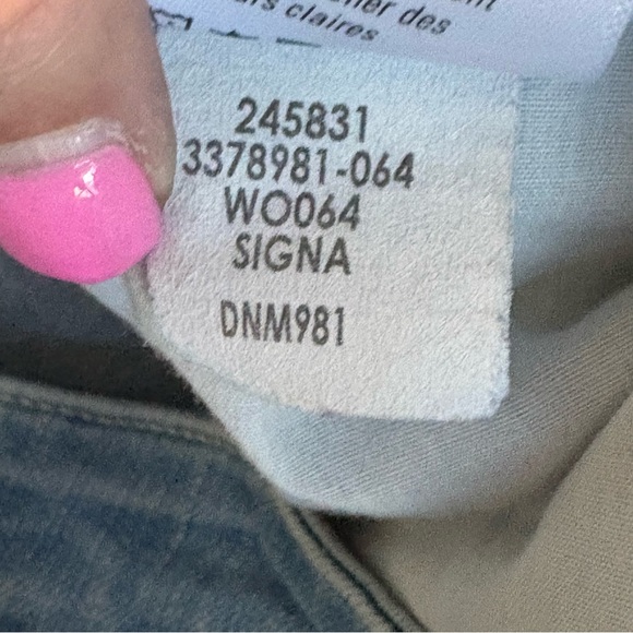 PAIGE Rory Crop Flare Jeans Raw Hem Frayed Ankle Signa Wash 26 - Picture 9 of 9